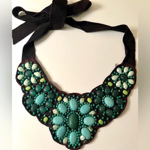 Stella & Dot Cortez Bib Necklace